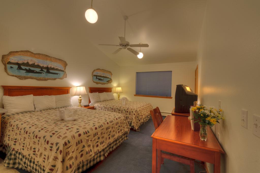 Frontier Suites Hotel In Juneau Buitenkant foto