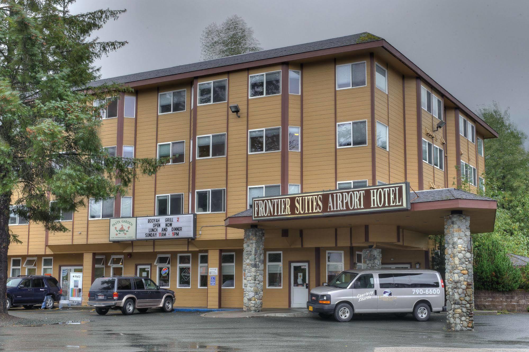 Frontier Suites Hotel In Juneau Buitenkant foto